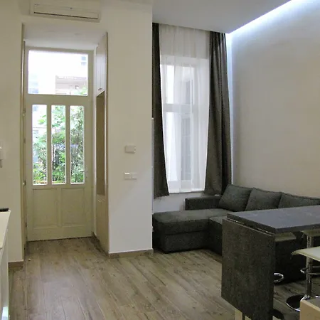 Oasis Of Downtown Budapeşte