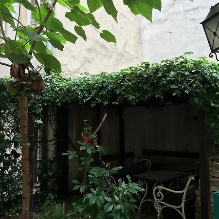 Oasis Of Downtown Apartment Budapest